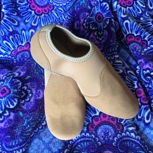 Jazz Shoe for Color Guard, Dance or Drill Team